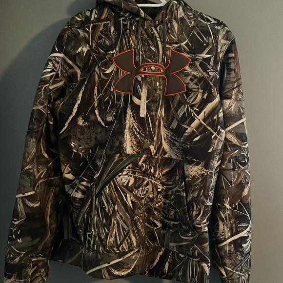 Under Armour Camo insulated hoodie - Picture 1 of 4
